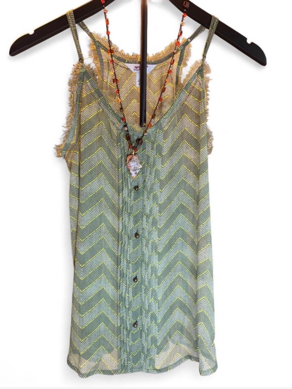 Arizona Jean Company Green Chevron Button-Front Tank Top